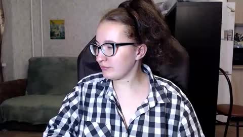 Snapshot of ankey_rayah chatting on September 13, 2025, 5:35 pm Nameless online show from September 13, 2025, 5:35 pm