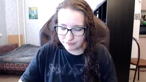 Snapshot of ankey_rayah chatting on November 9, 2025, 6:44 am Nameless online show from November 9, 2025, 6:44 am