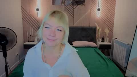 Snapshot of ann_annise chatting on June 29, 2026, 12:28 am ann_annise online show from June 29, 2026, 12:28 am