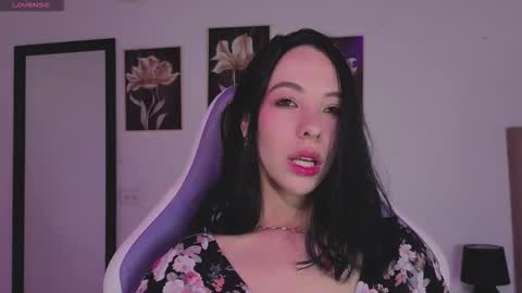 Ana  online show from November 23, 2025, 2:33 am