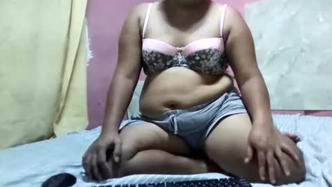 ann_rose2025 online show from October 20, 2025, 10:38 am