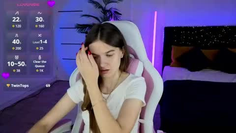 ann_woood online show from July 1, 2026, 2:18 pm