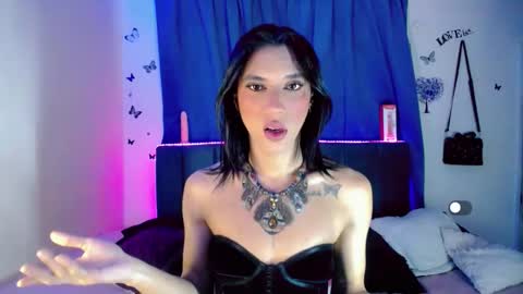 Anailyn figueroa online show from February 18, 2026, 2:51 am