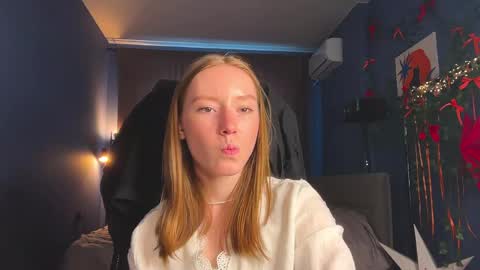 Anna online show from April 16, 2026, 2:51 pm