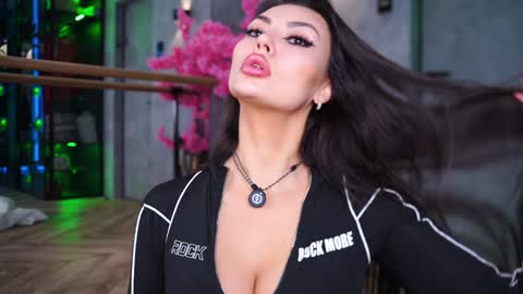 Snapshot of anna_purna chatting on December 4, 2024, 9:13 pm AnnaPurna online show from December 4, 2024, 9:13 pm