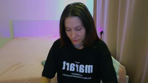 annaabels online show from October 8, 2025, 8:56 am