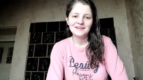 annaahcharm online show from December 25, 2024, 3:17 pm