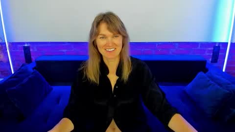 Annabel online show from October 12, 2025, 6:23 am