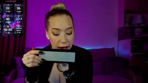 Annabelle online show from February 27, 2025, 2:54 pm
