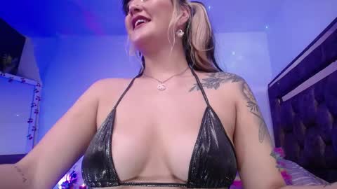 Snapshot of annabellegron chatting on May 2, 2026, 1:54 am Anna online show from May 2, 2026, 1:54 am