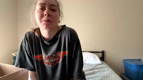 annabellemonroe69 online show from November 19, 2025, 3:01 pm
