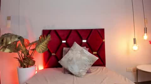 AnnaBrooks online show from March 5, 2026, 11:45 pm