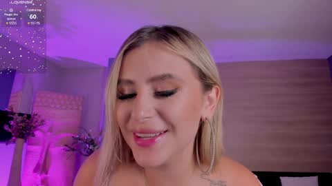 Snapshot of annabrooks_ chatting on December 31, 2024, 1:47 am Anna Brooks online show from December 31, 2024, 1:47 am