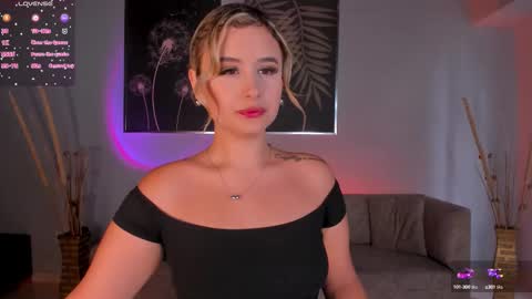 Snapshot of annabrooks_ chatting on September 10, 2025, 9:15 pm Anna Brooks online show from September 10, 2025, 9:15 pm