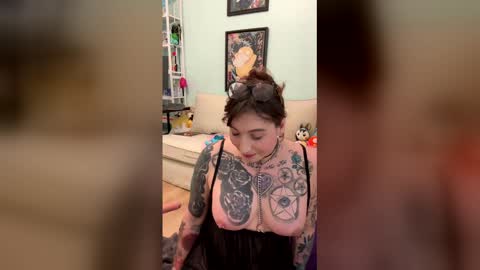 annacote178 online show from February 5, 2026, 6:01 pm