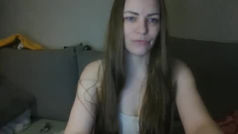 annadiamond1 online show from March 2, 2026, 12:45 pm