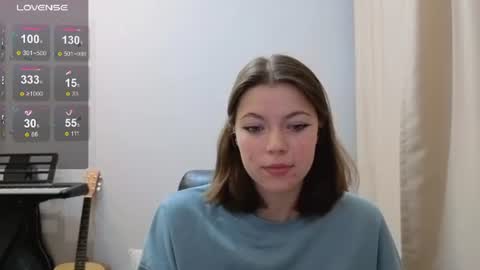 Luna online show from July 30, 2026, 9:47 pm