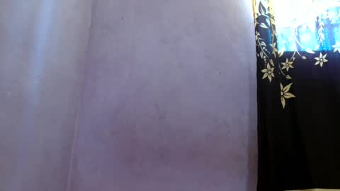 annahhotgirl online show from June 14, 2026, 8:38 am