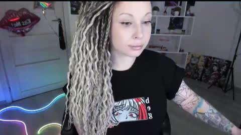 Anna online show from March 29, 2026, 6:52 pm