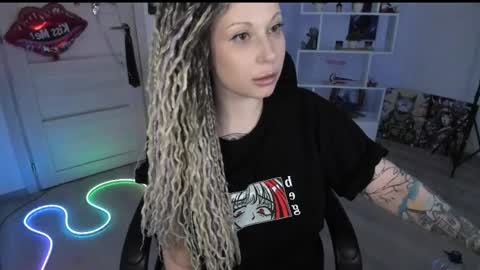 Anna online show from April 6, 2026, 4:46 am