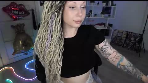 Snapshot of annanebula chatting on July 11, 2026, 1:52 am Anna online show from July 11, 2026, 1:52 am