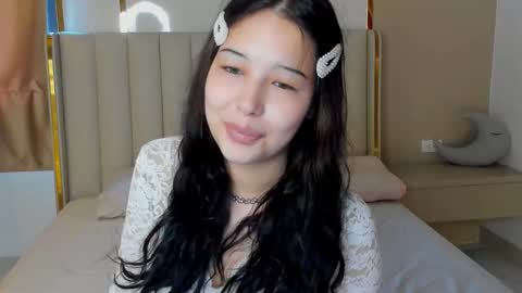 Anna online show from November 16, 2025, 2:17 am