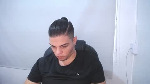 Snapshot of anndyhardy11 chatting on February 17, 2025, 4:37 pm Anndy Hardy online show from February 17, 2025, 4:37 pm