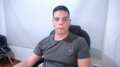 Snapshot of anndyhardy11 chatting on February 28, 2025, 12:20 pm Anndy Hardy online show from February 28, 2025, 12:20 pm