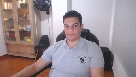 Snapshot of anndyhardy11 chatting on September 8, 2025, 8:19 pm Anndy Hardy online show from September 8, 2025, 8:19 pm