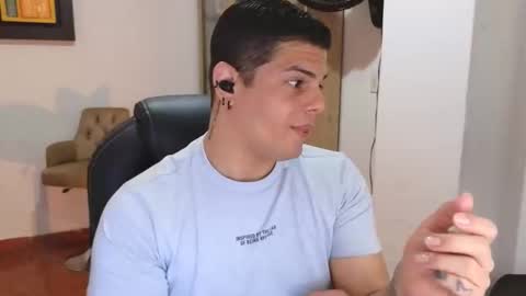 Snapshot of anndyhardy11 chatting on November 13, 2025, 8:52 pm Anndy Hardy online show from November 13, 2025, 8:52 pm