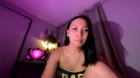 anne_chanelx online show from May 10, 2026, 8:08 am