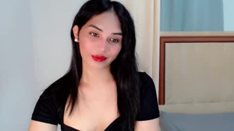 SWEET ANNE online show from October 3, 2025, 9:39 am