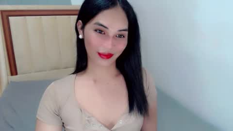 SWEET ANNE online show from October 5, 2025, 9:07 am