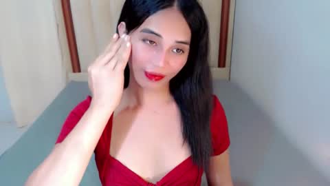 SWEET ANNE online show from October 17, 2025, 10:51 am