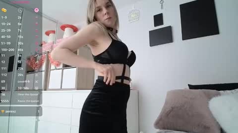 Anne Willow online show from March 24, 2026, 3:00 am