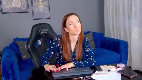 Anne online show from October 20, 2025, 4:57 am