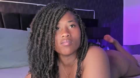 Snapshot of anneth__m chatting on February 19, 2025, 11:14 pm Anneth online show from February 19, 2025, 11:14 pm