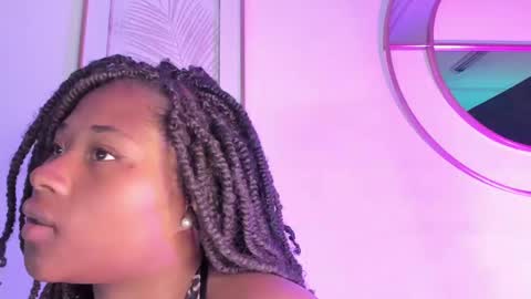 Snapshot of anneth__m chatting on February 26, 2025, 7:38 pm Anneth online show from February 26, 2025, 7:38 pm