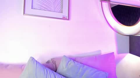 Snapshot of anneth__m chatting on March 2, 2025, 4:17 am Anneth online show from March 2, 2025, 4:17 am