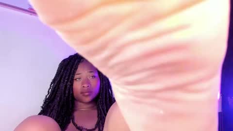 Snapshot of anneth__m chatting on March 4, 2025, 11:00 pm Anneth online show from March 4, 2025, 11:00 pm