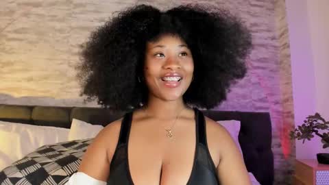 Snapshot of anneth__m chatting on September 11, 2025, 7:47 pm Anneth online show from September 11, 2025, 7:47 pm