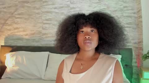 Snapshot of anneth__m chatting on September 29, 2025, 8:02 pm Anneth online show from September 29, 2025, 8:02 pm