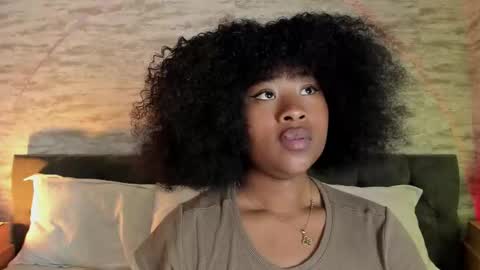 Snapshot of anneth__m chatting on October 8, 2025, 7:44 pm Anneth online show from October 8, 2025, 7:44 pm