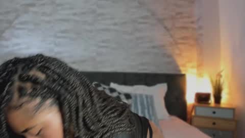 Snapshot of anneth__m chatting on February 20, 2026, 7:47 pm Anneth online show from February 20, 2026, 7:47 pm