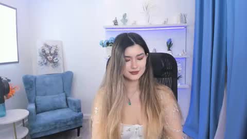 Snapshot of annetli chatting on November 7, 2025, 3:28 am annetli online show from November 7, 2025, 3:28 am