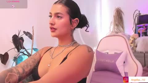 Snapshot of anngel_1 chatting on June 25, 2026, 4:00 pm Angel online show from June 25, 2026, 4:00 pm
