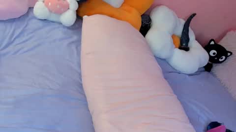 anni online show from December 4, 2024, 2:31 am