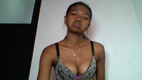 annica86 online show from June 22, 2026, 10:01 am