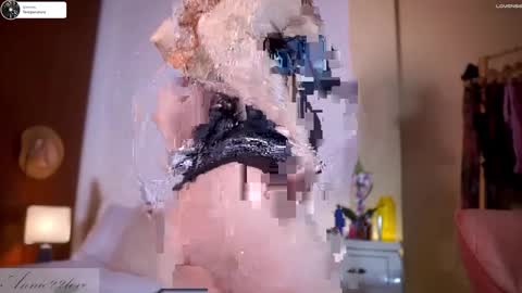 Annie independent model online show from January 21, 2025, 9:57 pm