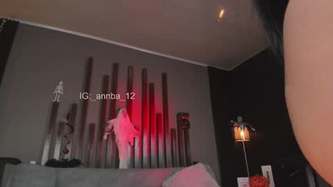 annie_barozzi online show from October 23, 2025, 5:55 pm